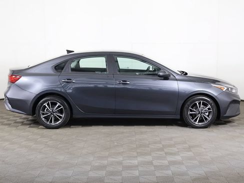 Used 2024 Kia Forte LXS FWD image 16