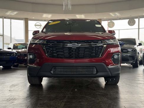 Used 2023 Chevrolet Traverse RS AWD/4WD image 13