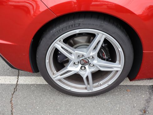 Certified 2022 Chevrolet Corvette Stingray Premium Conv w/ Z51 Performance Package image 34