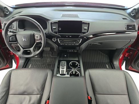 Used 2024 Honda Ridgeline Black Edition image 9