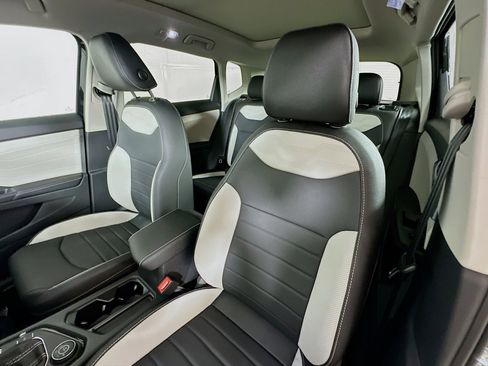 New 2026 Volkswagen Taos SEL AWD/4WD image 20