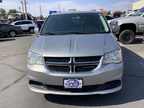 Used 2013 Dodge Grand Caravan SXT FWD image 4