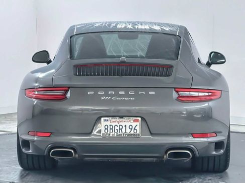 Used 2018 Porsche 911 Carrera image 7