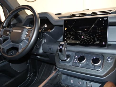 Used 2023 Land Rover Defender 90 X AWD/4WD image 65