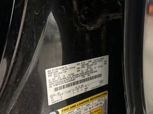 Used 2020 Ford Expedition Max Limited w/ Equipment Group 302A AWD/4WD image 5