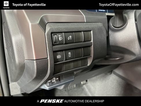 Certified 2025 Toyota Tacoma TRD Off-Road image 26