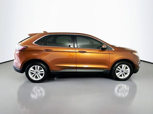 Used 2017 Ford Edge SEL w/ Equipment Group 201A FWD image 8