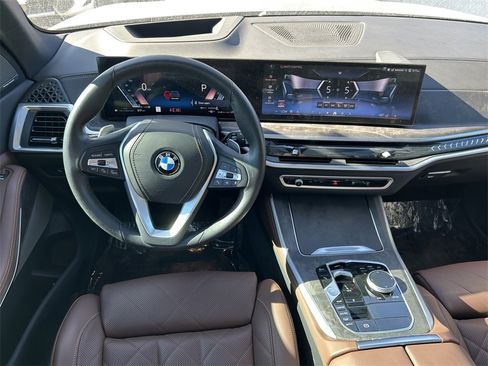 Used 2025 BMW X5 xDrive40i image 18