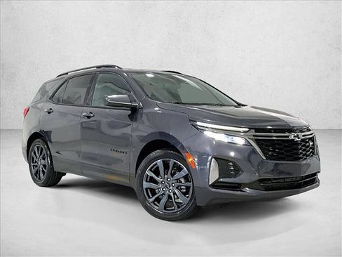 Used 2023 Chevrolet Equinox RS FWD image 12