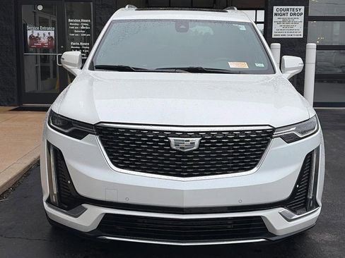 Certified 2024 Cadillac XT6 Premium Luxury AWD/4WD image 2