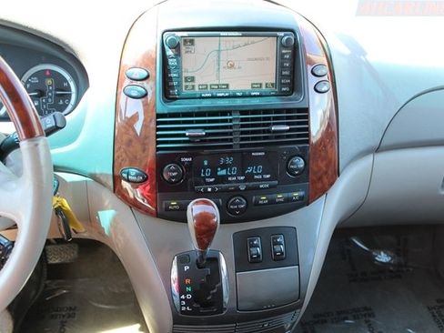 Used 2005 Toyota Sienna XLE Limited AWD/4WD image 12
