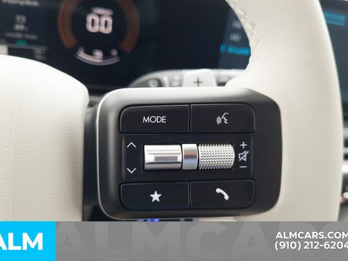 Used 2026 Hyundai Santa Fe SE image 28