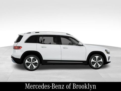Certified 2026 Mercedes-Benz GLB 250 4MATIC image 20
