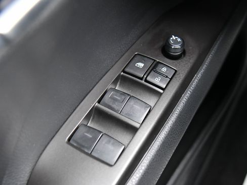 Used 2024 Toyota Camry LE image 31