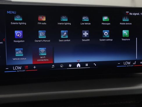 Used 2025 BMW M240i Coupe image 43