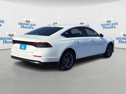 Used 2023 Honda Accord EX image 8
