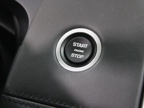 Used 2021 Land Rover Discovery Sport SE AWD/4WD image 26