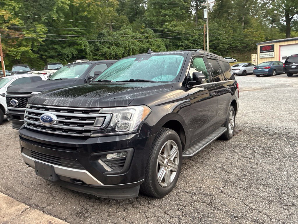 Used 2020 Ford Expedition XLT w/ Equipment Group 202A AWD/4WD image 5