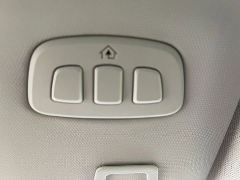 Used 2021 Ford Mustang Mach-E Premium image 27