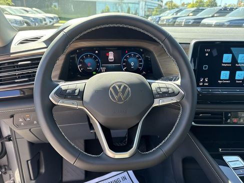 New 2026 Volkswagen Atlas SE AWD/4WD image 28