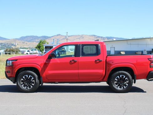 Used 2024 Nissan Frontier S w/ Technology Package AWD/4WD image 3