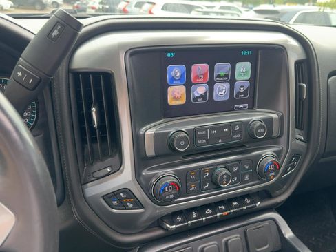 Used 2017 Chevrolet Silverado 1500 LTZ Z71 w/ LTZ Plus Package AWD/4WD image 9