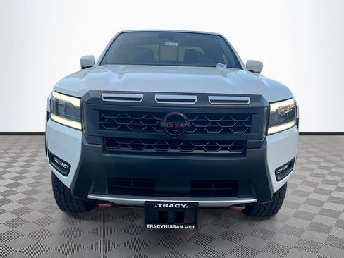 New 2026 Nissan Frontier PRO-4X w/ Pro-4x Convenience Package image 2