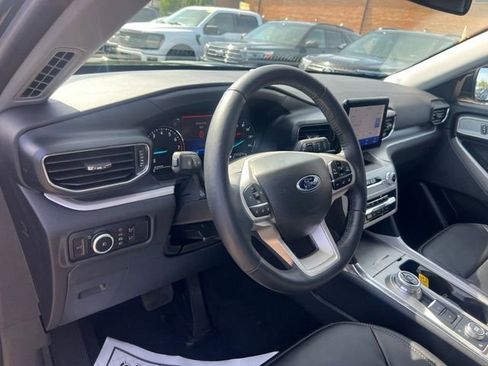 Certified 2023 Ford Explorer XLT w/ Equipment Group 202A AWD/4WD image 6