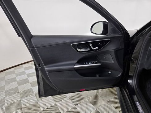 Certified 2022 Mercedes-Benz C 300 4MATIC Sedan image 21