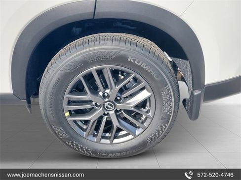 New 2026 Nissan Rogue S image 10