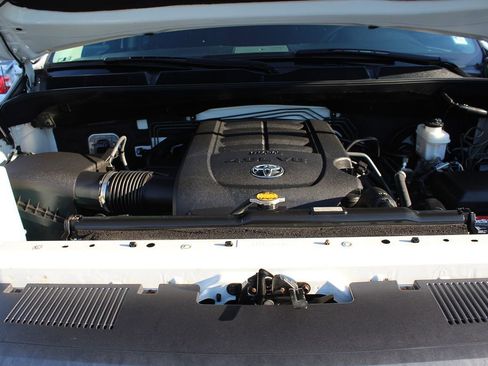 Used 2015 Toyota Tundra SR5 image 32