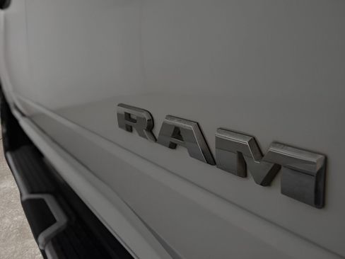 Used 2024 RAM 2500 Big Horn image 40