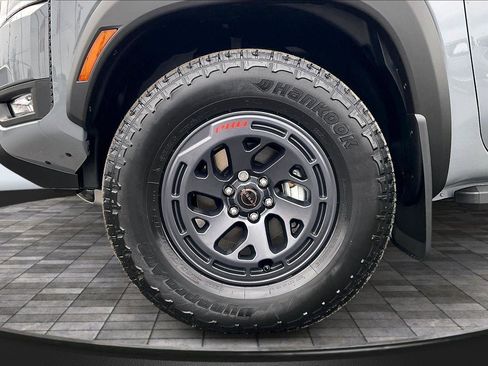 New 2026 Nissan Frontier PRO-4X w/ Pro-4x Convenience Package image 12