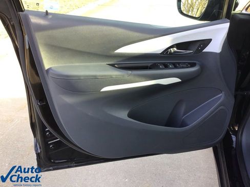 Used 2019 Chevrolet Bolt LT image 23