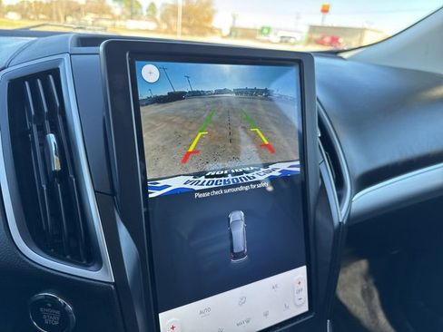 Used 2022 Ford Edge SEL image 15