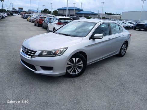 Used 2015 Honda Accord LX image 2
