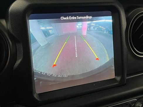 Used 2021 Jeep Wrangler Unlimited Sport image 26