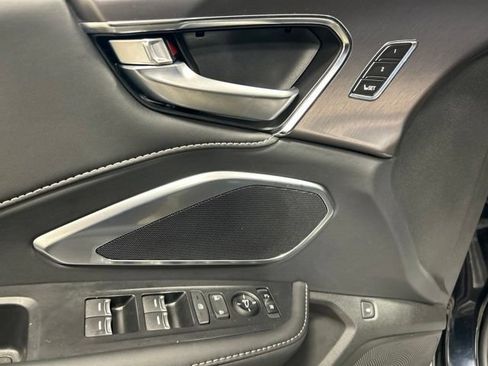 Used 2025 Acura RDX SH-AWD image 23