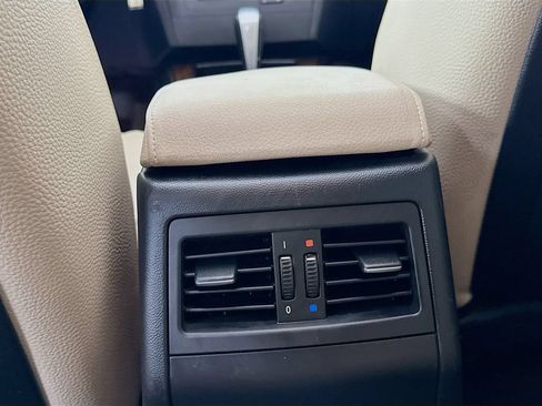 Used 2011 BMW 328i Sedan RWD image 30