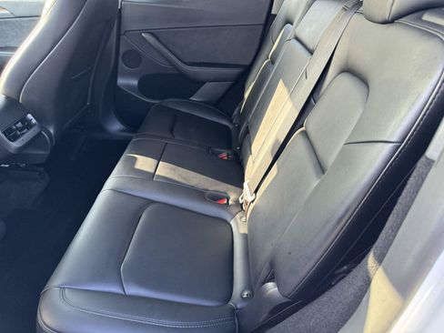 Used 2023 Tesla Model Y AWD image 12