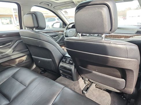 Used 2013 BMW 528i xDrive Sedan image 30