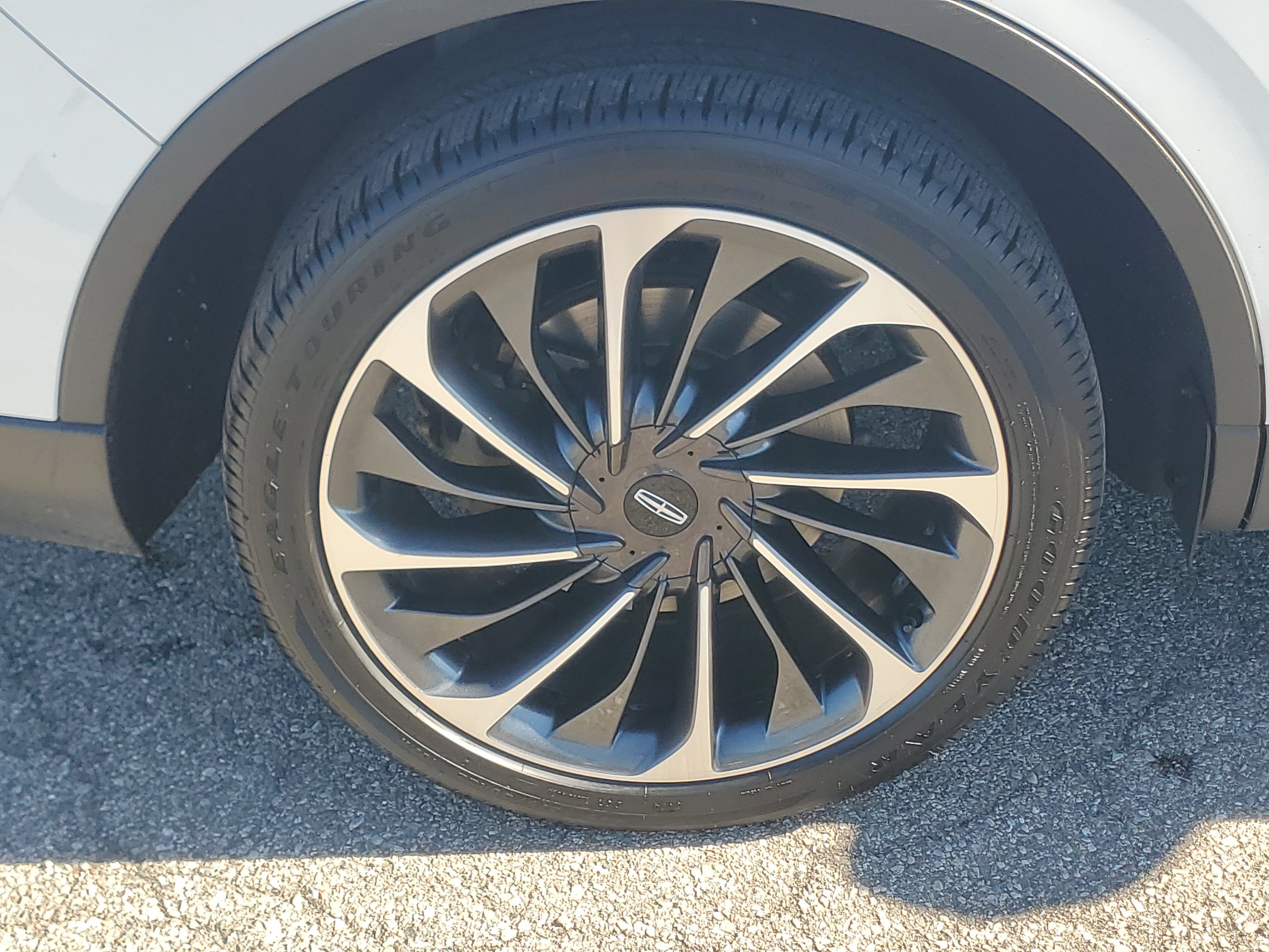 Used 2025 Lincoln Aviator Reserve w/ Equipment Group 201A AWD/4WD image 7