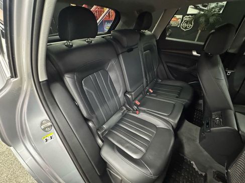 Used 2022 Audi Q5 2.0T Premium Plus AWD/4WD image 18