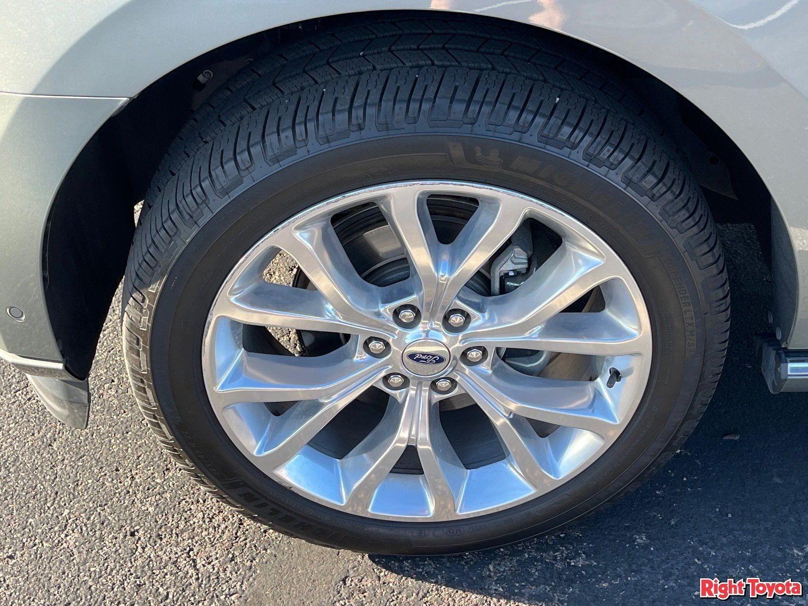 Used 2019 Ford Expedition Max Platinum AWD/4WD image 8