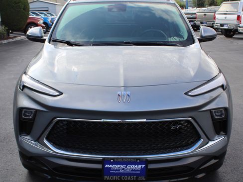 Used 2024 Buick Encore GX Sport Touring image 8