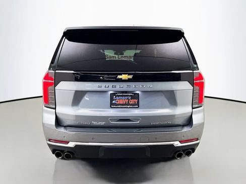 Used 2025 Chevrolet Suburban Premier w/ Sun And Tow Package AWD/4WD image 7