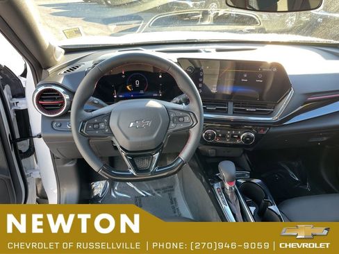 New 2026 Chevrolet Trax RS w/ Sunroof Package FWD image 25