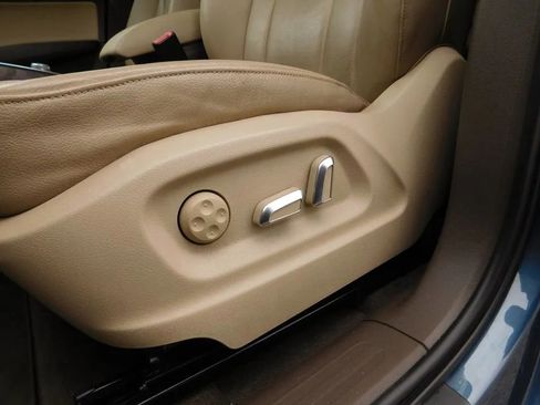 Used 2016 Audi Q5 2.0T Premium Plus w/ Technology Package image 15