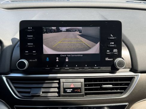 Used 2018 Honda Accord LX image 18