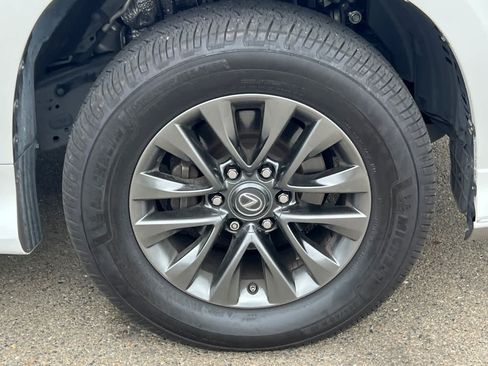 Used 2019 Lexus GX 460 Premium AWD/4WD image 18